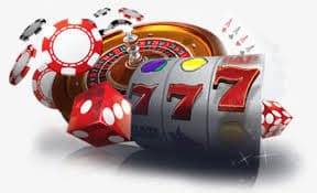 Filipino player accessing bw777 Casino on smartphone with live dealer game open